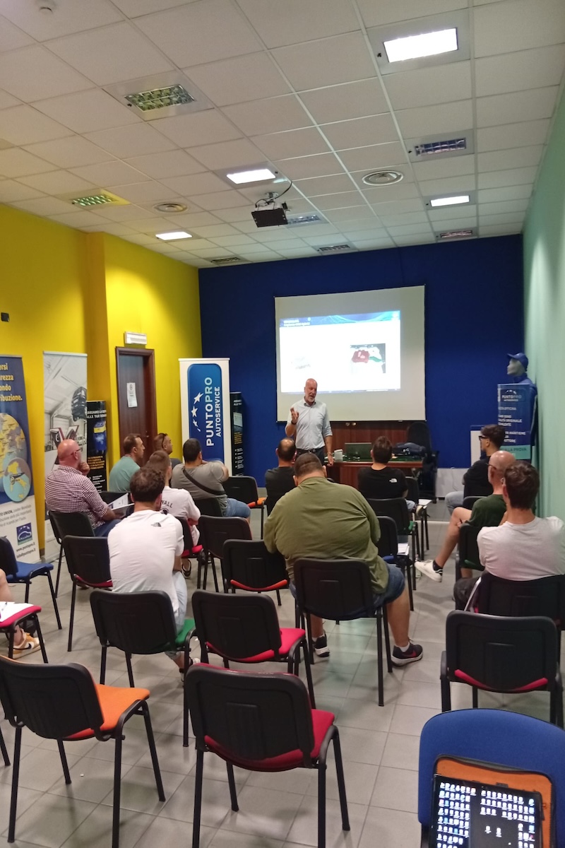 Sellari-formazinoe-corso-Groupauto-KIA-1